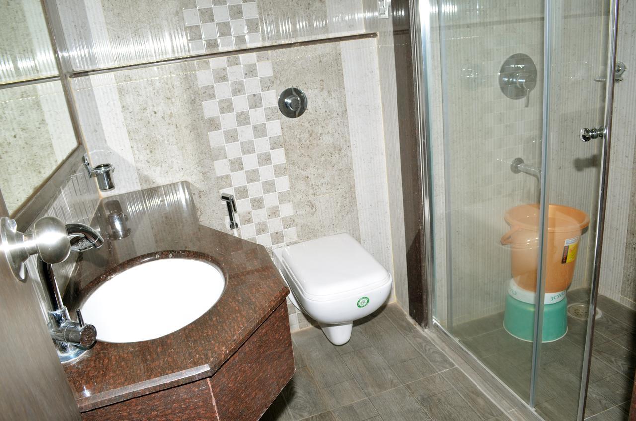 Hotel Surya Rājahmundry 외부 사진