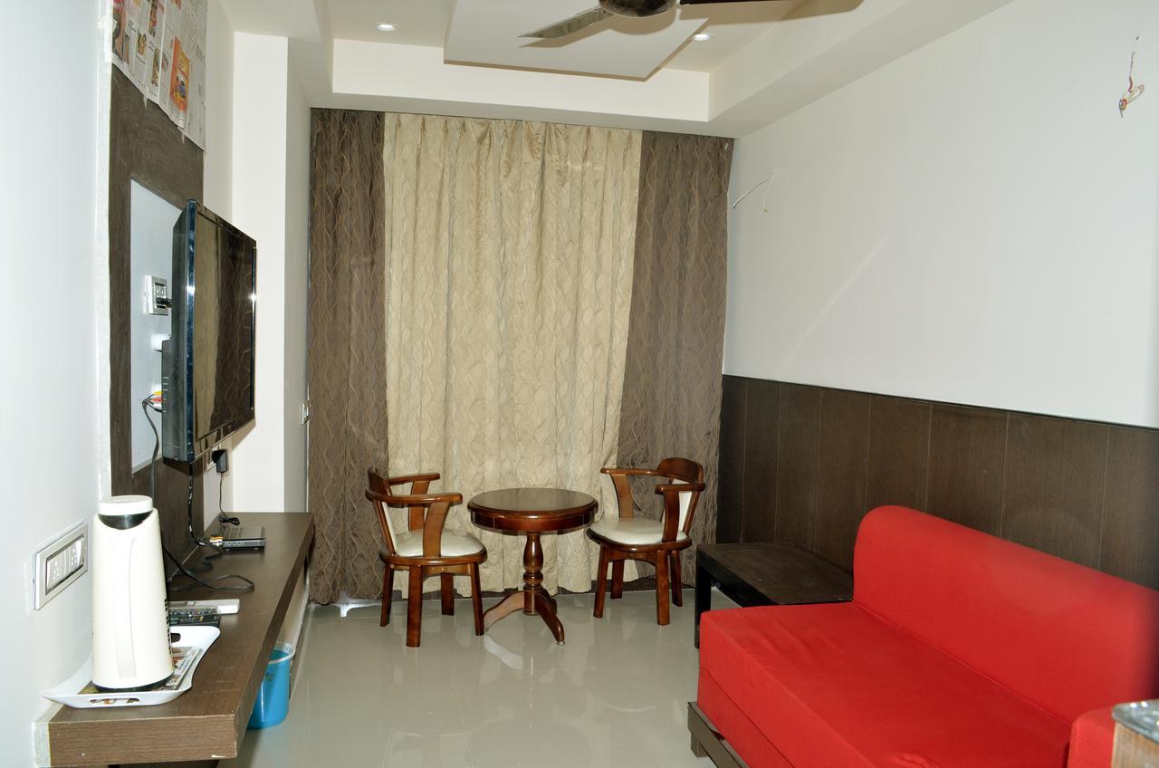 Hotel Surya Rājahmundry 외부 사진