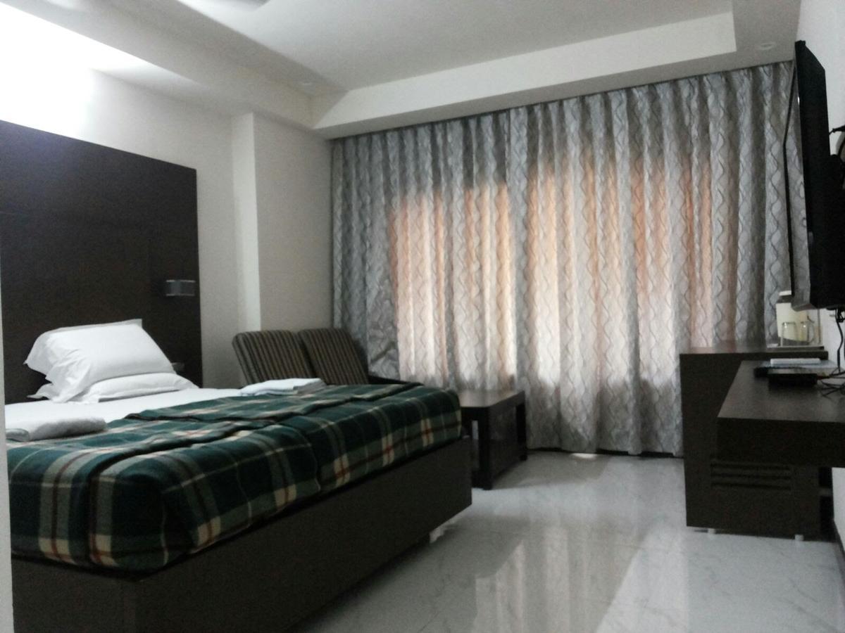 Hotel Surya Rājahmundry 외부 사진