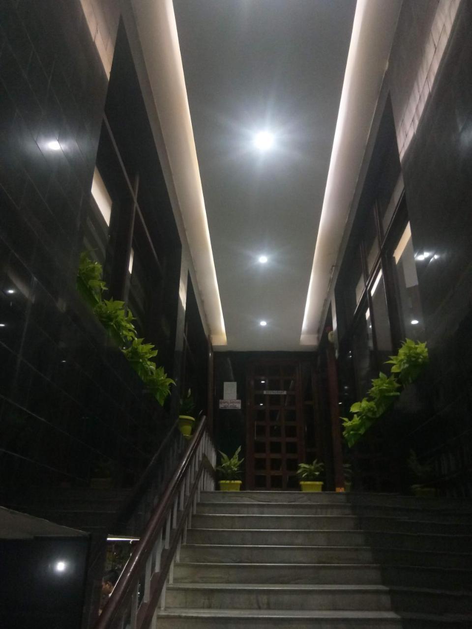 Hotel Surya Rājahmundry 외부 사진
